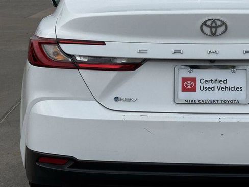 Certified 2025 Toyota Camry LE FWD image 10
