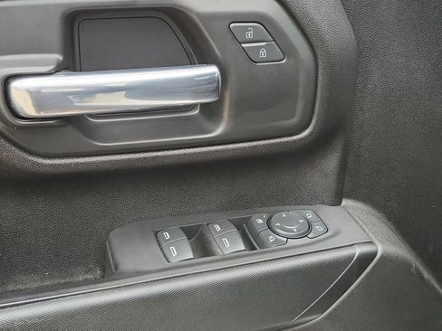 Certified 2022 Chevrolet Silverado 2500 Custom w/ Custom Value Package image 22