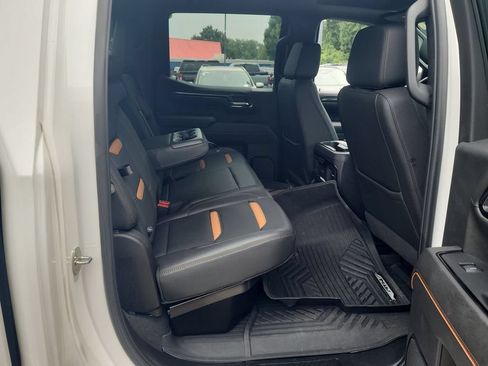 Certified 2024 GMC Sierra 1500 AT4 w/ Technology Package AWD/4WD image 27