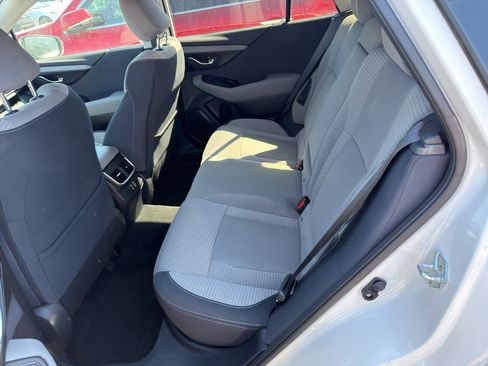 Used 2023 Subaru Outback Premium AWD/4WD image 5