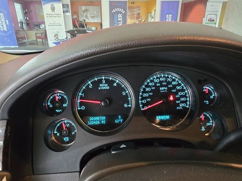 Used 2013 GMC Yukon Denali AWD/4WD image 27