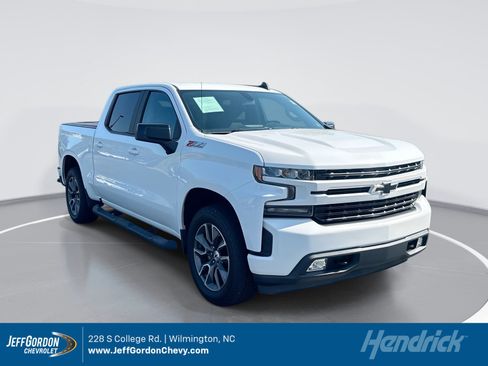 Used 2020 Chevrolet Silverado 1500 RST AWD/4WD image 1