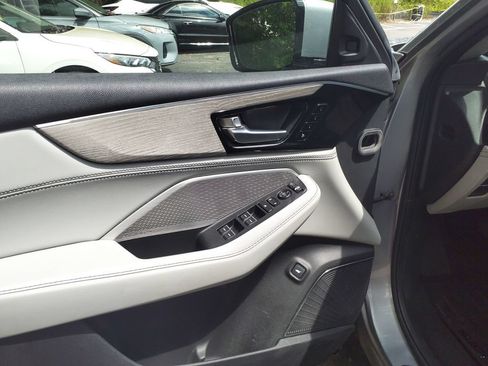 Used 2022 Acura MDX SH-AWD w/ Advance Package image 18
