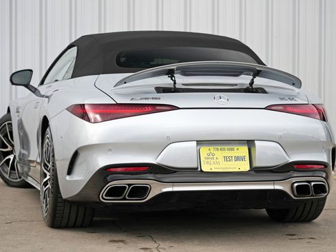 Used 2022 Mercedes-Benz SL 55 AMG 4MATIC w/ Driver Assistance Package image 6