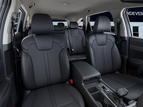 New 2026 Kia Sorento S FWD image 17