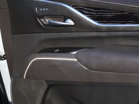 Used 2021 Cadillac Escalade ESV Sport image 23