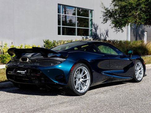 New 2026 McLaren 750S image 11