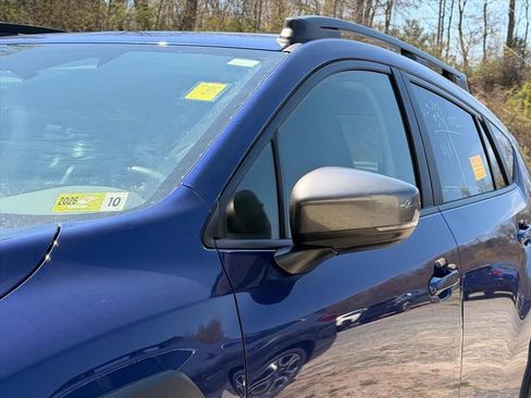 Used 2024 Subaru Crosstrek 2.0i Premium image 6