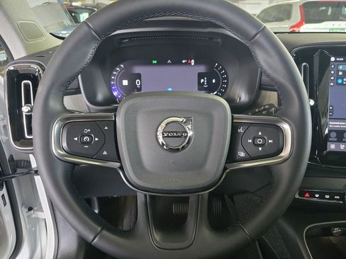 Certified 2023 Volvo XC40 B5 Plus w/ Driver Assist Package image 25