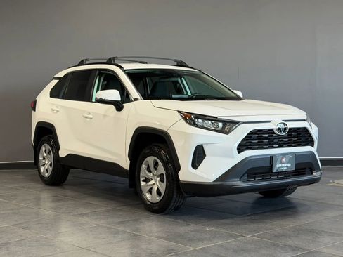 Used 2021 Toyota RAV4 LE w/ Carpet Mat Package (TMS) AWD/4WD image 3