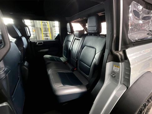 Used 2022 Ford Bronco Outer Banks w/ Sasquatch Package image 24