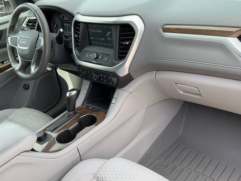 Used 2018 GMC Acadia SLE FWD image 21
