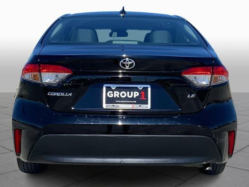 Used 2023 Toyota Corolla LE image 5