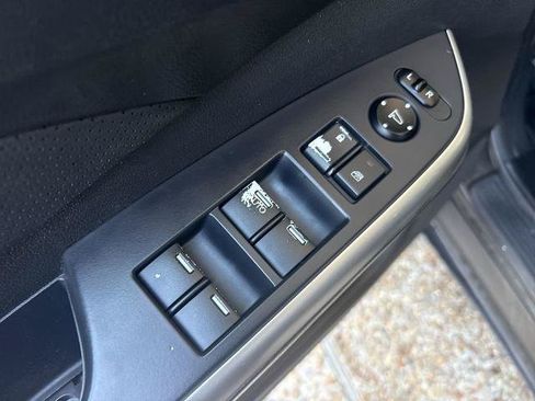 Used 2016 Honda CR-V EX-L image 23