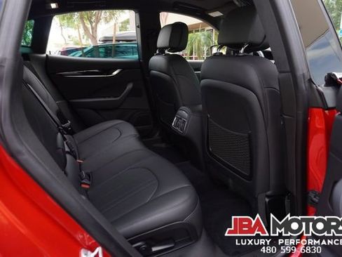 Used 2023 Maserati Levante GT image 8