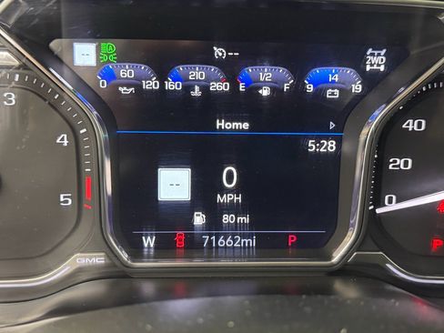 Used 2020 GMC Sierra 3500 Denali w/ Denali Ultimate Package image 21