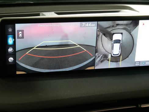 Certified 2023 Genesis GV70 2.5T w/ Advanced Package image 33