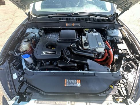 Used 2014 Ford Fusion SE FWD image 10