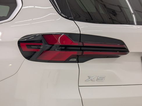 Certified 2024 BMW X5 xDrive50e w/ Premium Package image 13