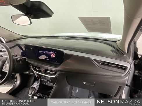 Used 2025 Buick Encore GX Preferred FWD image 31