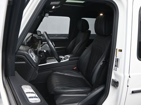 Used 2021 Mercedes-Benz G 550 image 24