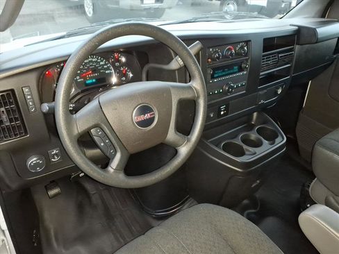 Used 2023 GMC Savana 2500 w/ Driver Convenience Package image 9