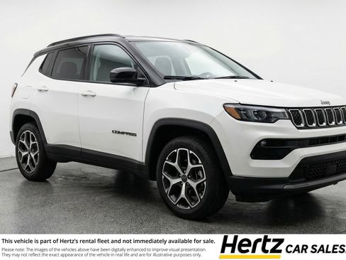 Used 2025 Jeep Compass Limited image 1
