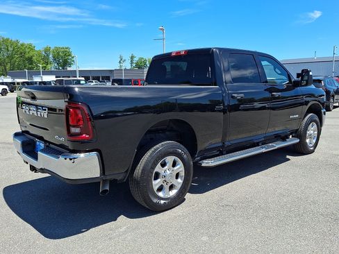 Used 2025 RAM 2500 Big Horn AWD/4WD image 6