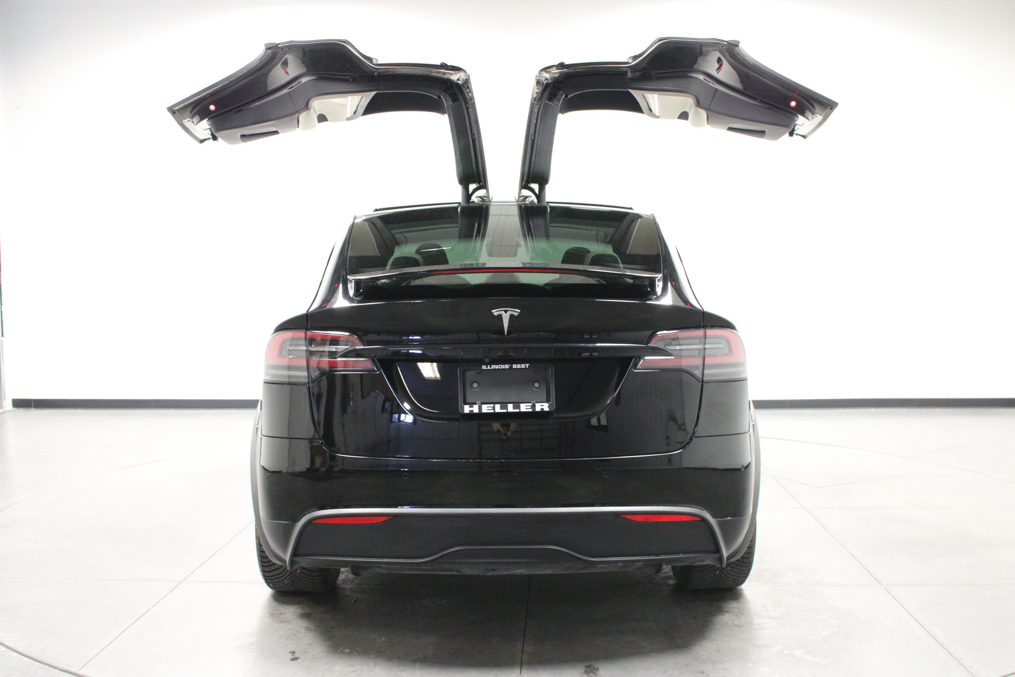 Used 2023 Tesla Model X AWD/4WD image 18