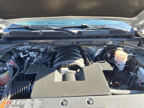 Used 2017 Chevrolet Silverado 1500 LT w/ All Star Edition image 28