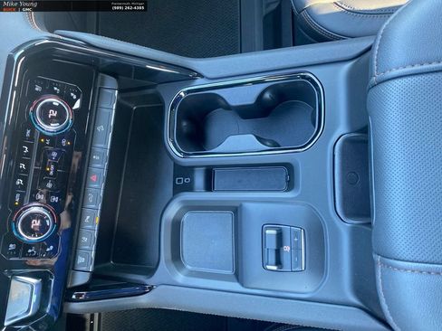 New 2026 GMC Sierra 2500 AT4 w/ AT4 Premium Plus Package AWD/4WD image 23