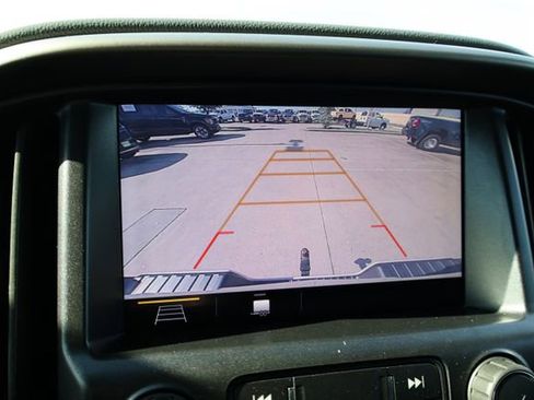 Used 2019 Chevrolet Colorado Z71 AWD/4WD image 19