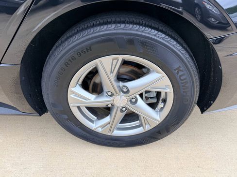 Used 2022 Hyundai Sonata SE w/ Cargo Package FWD image 26