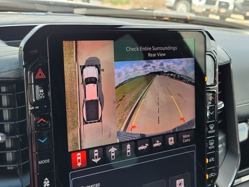 New 2025 RAM 3500 Limited image 19