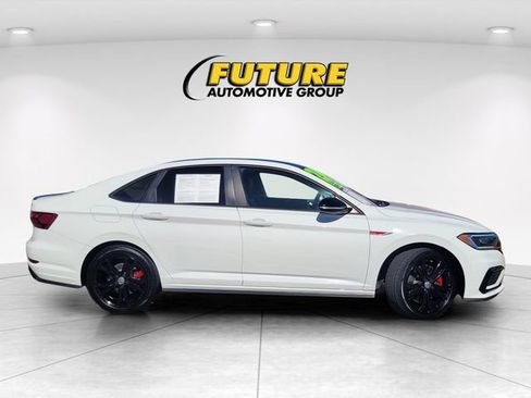 Used 2020 Volkswagen Jetta GLI Autobahn w/ GLI Autobahn Black Package FWD image 3
