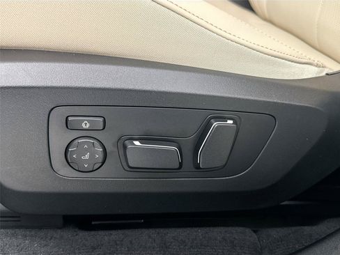 Used 2026 BMW X3 xDrive30i w/ Convenience Package AWD/4WD image 35