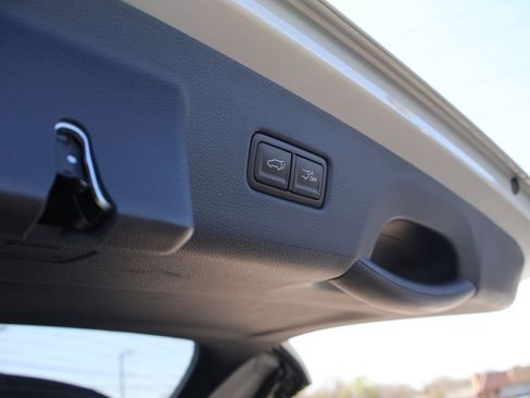 New 2026 Kia Carnival SX FWD image 10