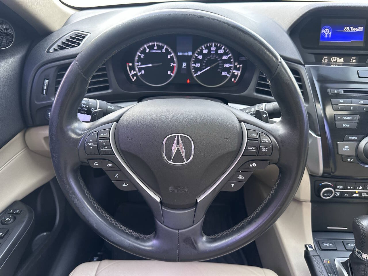 Used 2017 Acura ILX FWD image 16