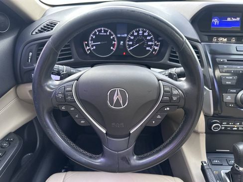 Used 2017 Acura ILX FWD image 16