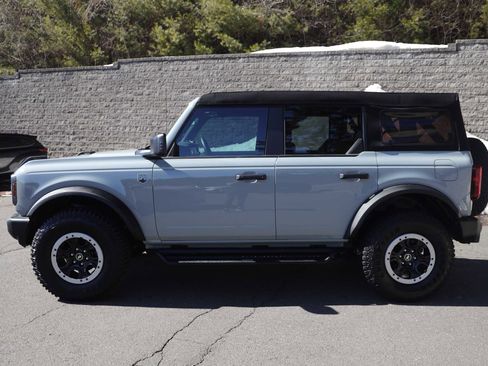 Used 2023 Ford Bronco Big Bend w/ Sasquatch Package image 8