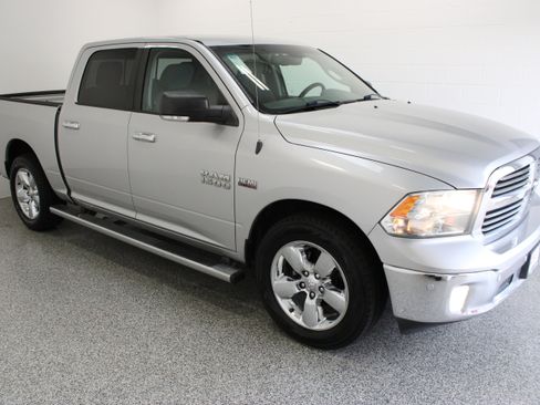 Used 2014 RAM 1500 Lone Star RWD image 4