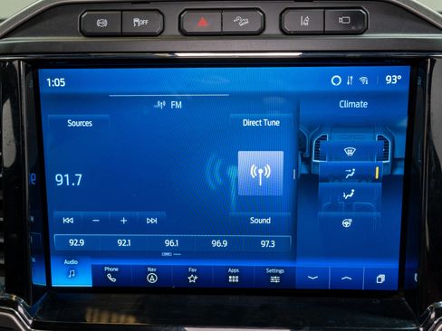 Used 2022 Ford F250 Platinum w/ FX4 Off-Road Package image 22