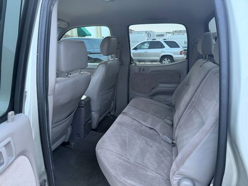 Used 2004 Toyota Tacoma V6 image 10