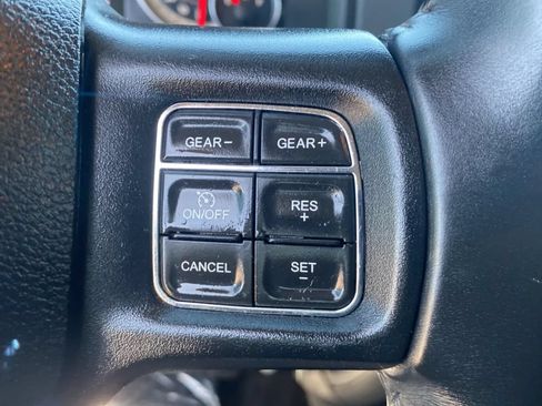 Used 2017 RAM 1500 Big Horn RWD image 20
