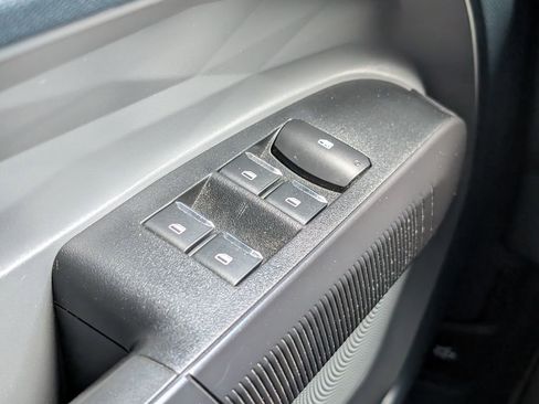 Used 2025 Ford Maverick XL FWD image 21