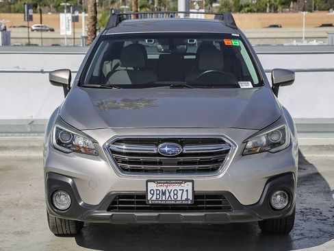 Used 2019 Subaru Outback 2.5i Premium image 3