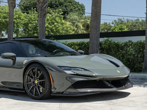 Used 2022 Ferrari SF90 Stradale AWD/4WD image 21