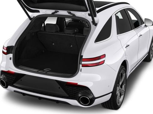 Used 2026 Genesis GV70 2.5T Sport Prestige AWD/4WD image 7