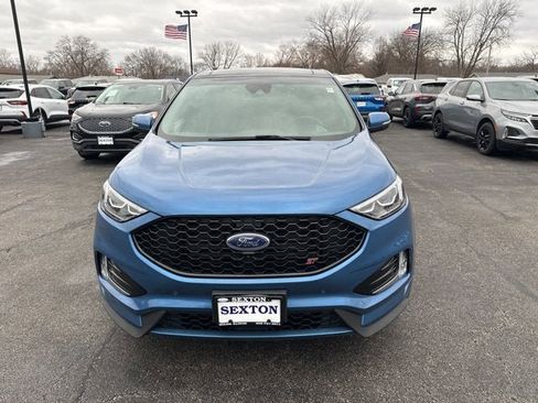 Used 2019 Ford Edge ST w/ Equipment Group 401A image 2