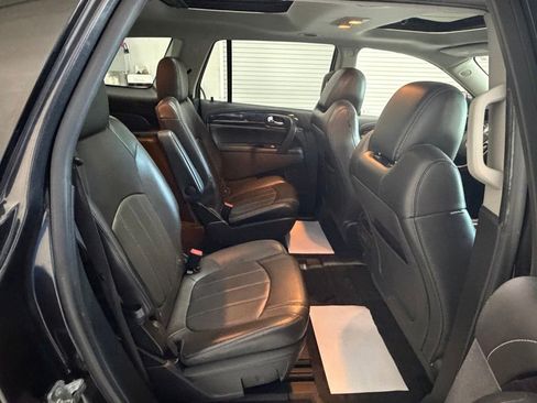 Used 2017 Buick Enclave Leather FWD image 22